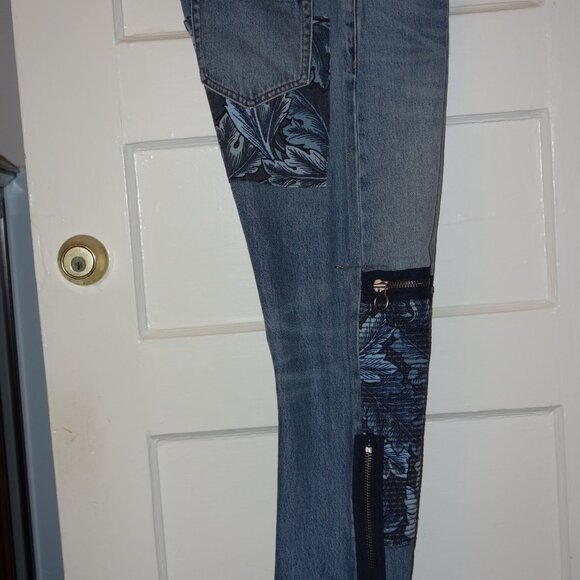 Marc Jacob Solidarity Jeans Size 30, fit like Size 29 - Picture 6 of 12